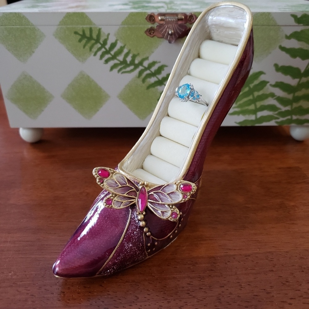 Bejeweled Ring Holder